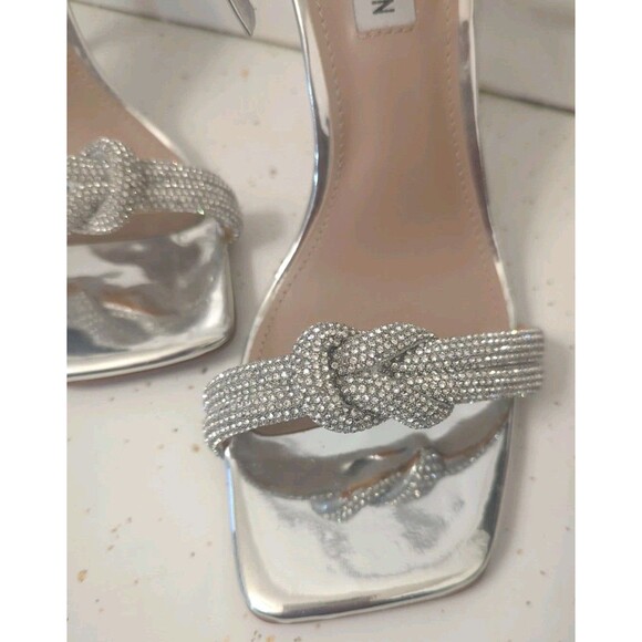 STEVE MADDEN Embellished Confetti Heels Metallic Silver SZ 7 1/2 - Picture 2 of 11